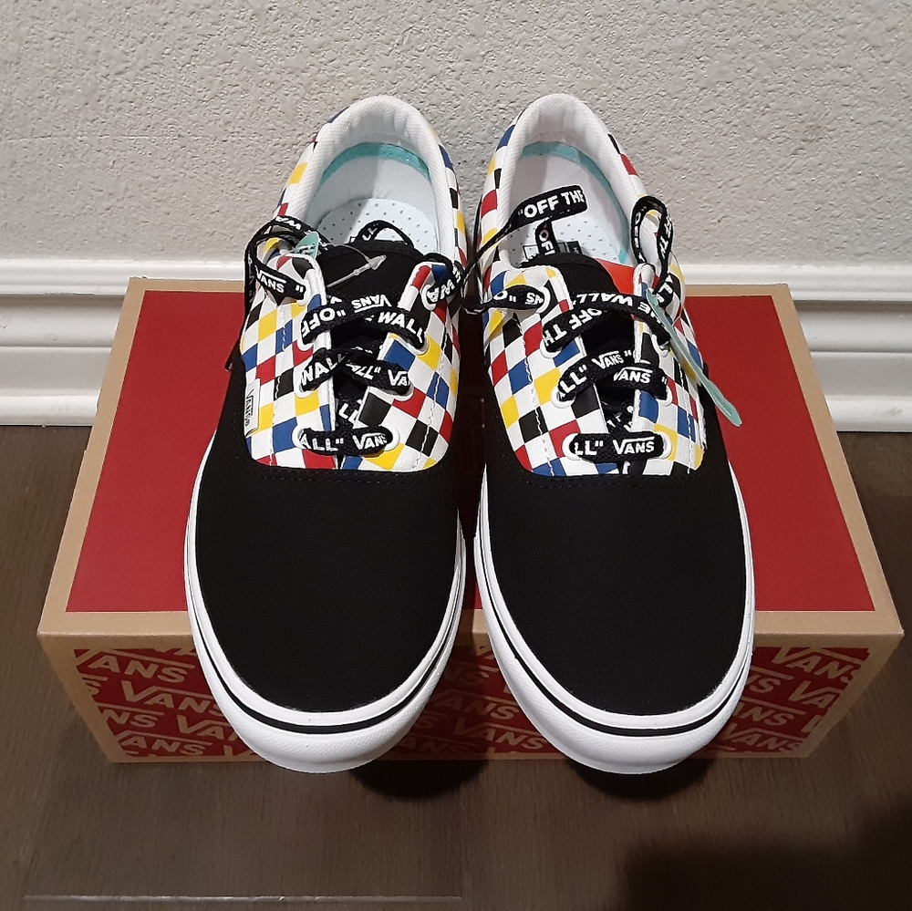 Vans - Picture 3 of 4